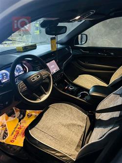 جیپ گراند شیرۆکی